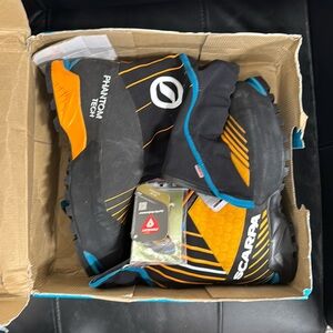 SCARPA Phatom tech HD mountaineering boots
